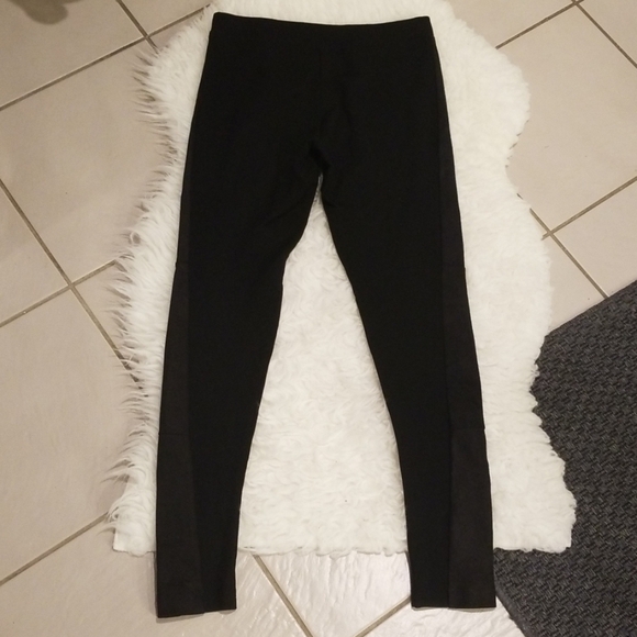 💕ALICE + OLIVIA💕 Front Zip Legging with Leather Side Panels Black 8 - Picture 6 of 8